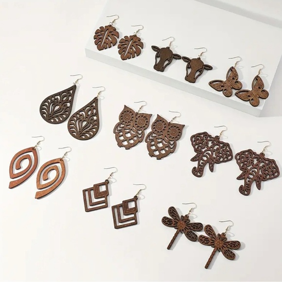 9 Pairs Light Weight Wood Boho Bohemian Earrings - Picture 5 of 6